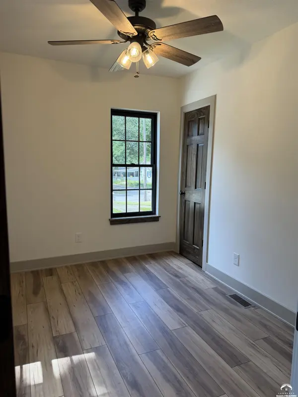 412 Michigan ST, Lawrence, KS 66044