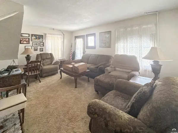 109 N 10th ST, Atchison, KS 66002