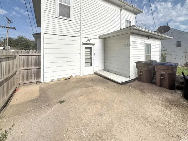 109 N 10th ST, Atchison, KS 66002