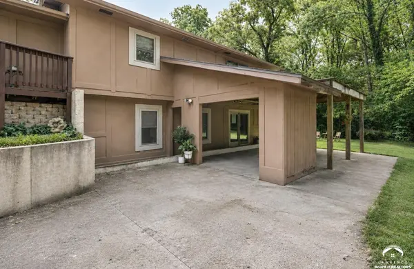 1025 Acorn DR, Eudora, KS 66025