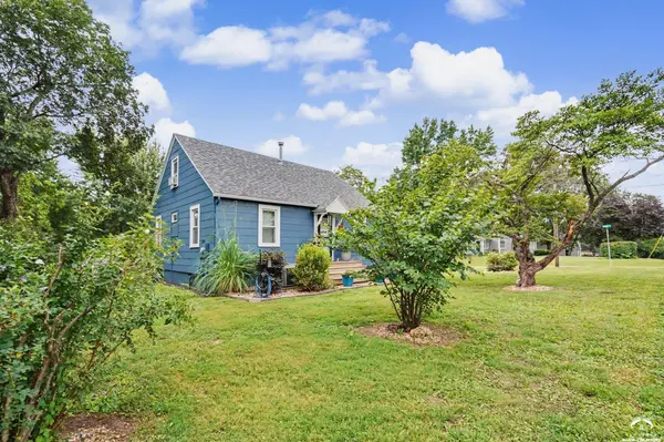 221 High ST, Baldwin City, KS 66006