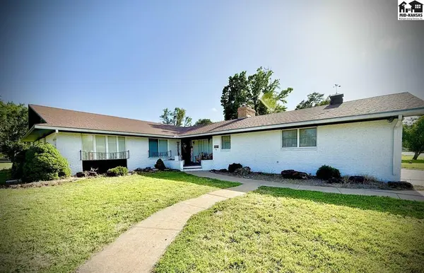 227 N 3, Sterling, KS 67579