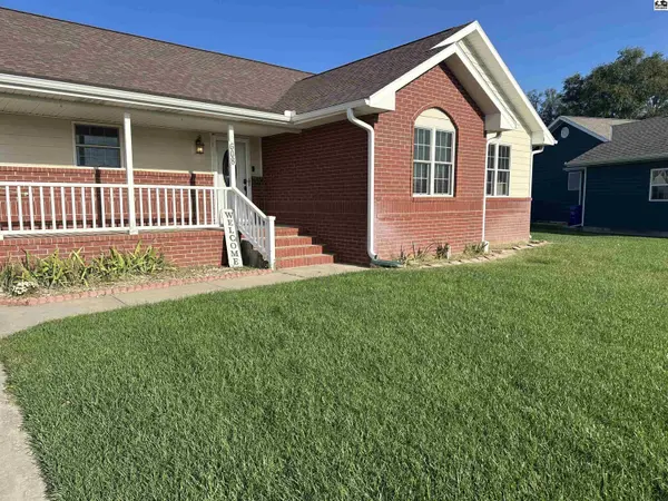608 Baldwin St, Galva, KS 67443
