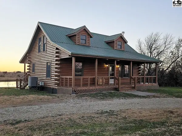 2129 Pawnee Rd, Galva, KS 67443