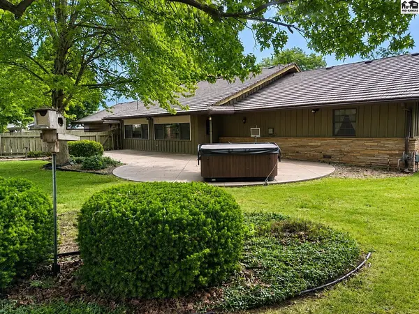 543 Terrace Dr, Pratt, KS 67124