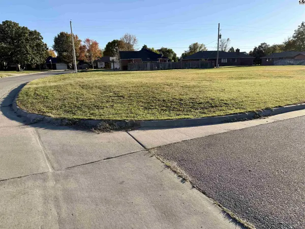 00000 Birmingham Ave, Hutchinson, KS 67502