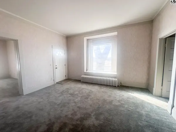 203 N Main St, Pratt, KS 67124