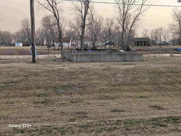 00000 Avenue W, Sterling, KS 67579