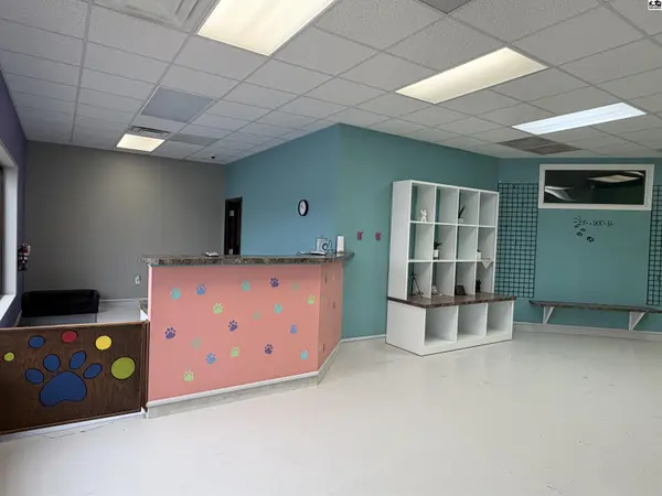 911 W 1st  St, Mcpherson, KS 67460