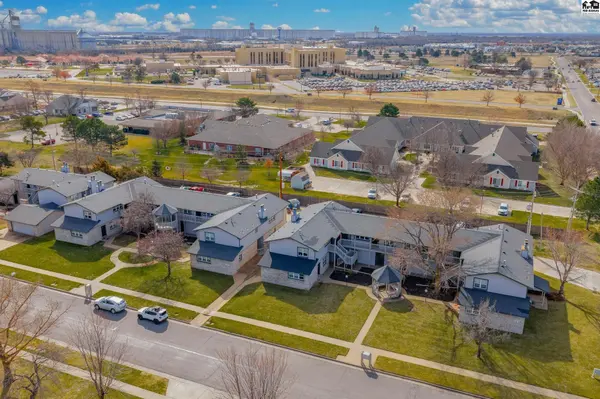 1701 E 24th Ave, Hutchinson, KS 67502