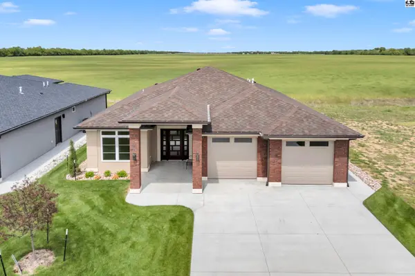 917 Veranda Cir, Mcpherson, KS 67460