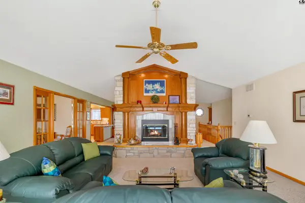 19447 SW Meadowlark Rd, Rose Hill, KS 67133