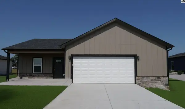 1054 Twinland Rd, Mcpherson, KS 67460