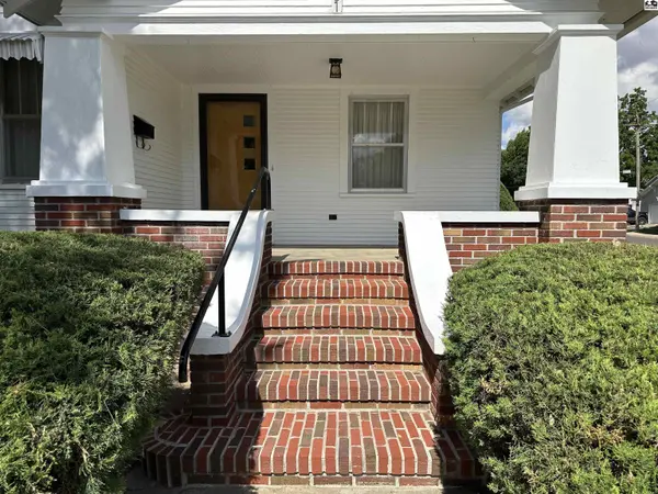 401 S Mound St, Pratt, KS 67124