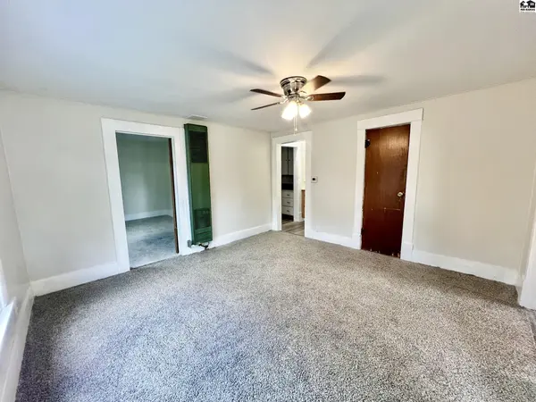 1125 N Monroe St, Hutchinson, KS 67501