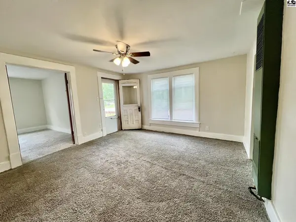 1125 N Monroe St, Hutchinson, KS 67501