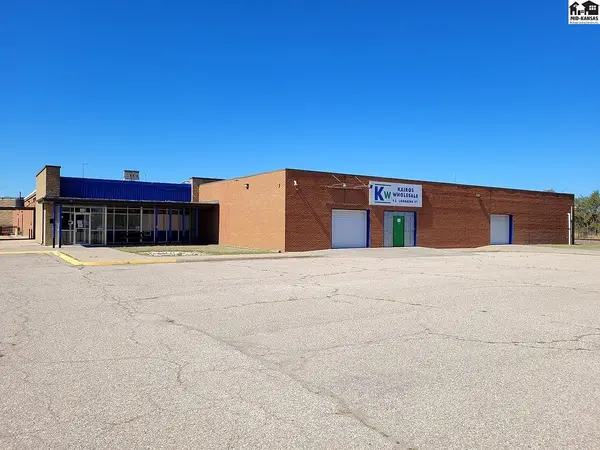 1 S Lorraine St, Hutchinson, KS 67501