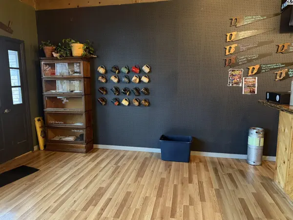 113 E Main, Lyons, KS 67554