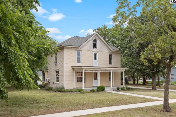 407 N Nickerson St, Nickerson, KS 67561
