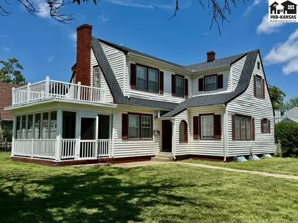 2201 N Main St, Hutchinson, KS 67502-9227