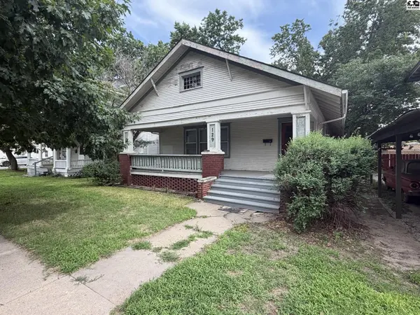129 E 11th Ave, Hutchinson, KS 67501