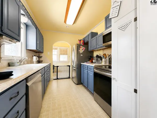 610 S Douglas, Lyons, KS 67554