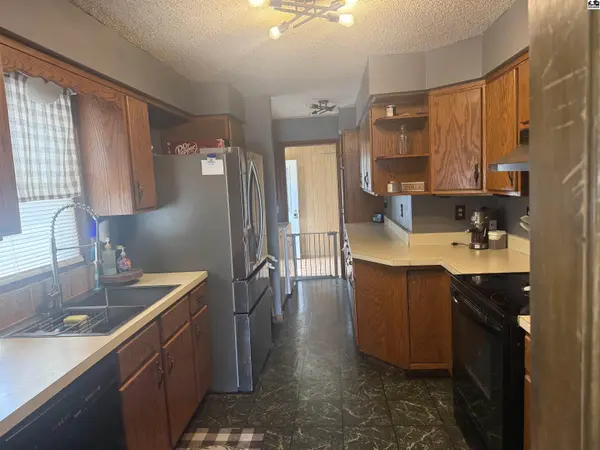 430 Spring St, Little River, KS 67457