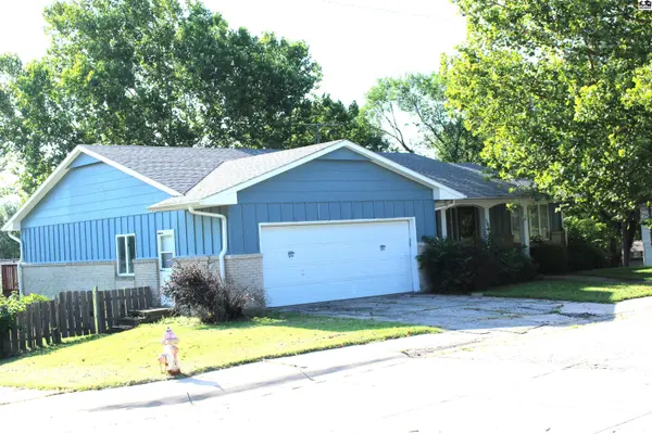 306 S Thorp St, Marion, KS 66861