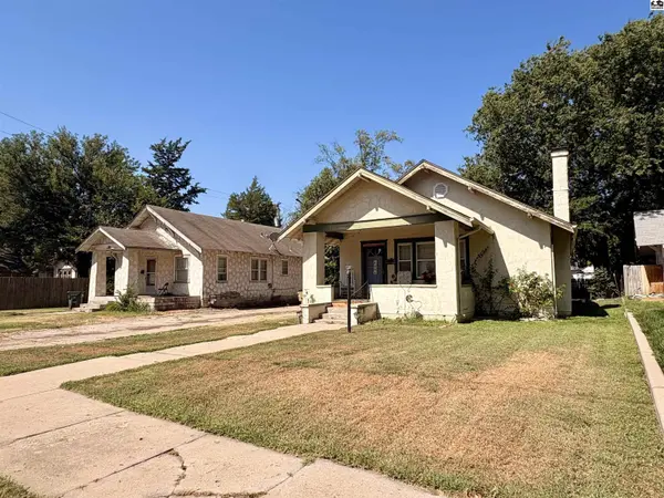 1715 N Maple St, Hutchinson, KS 67502