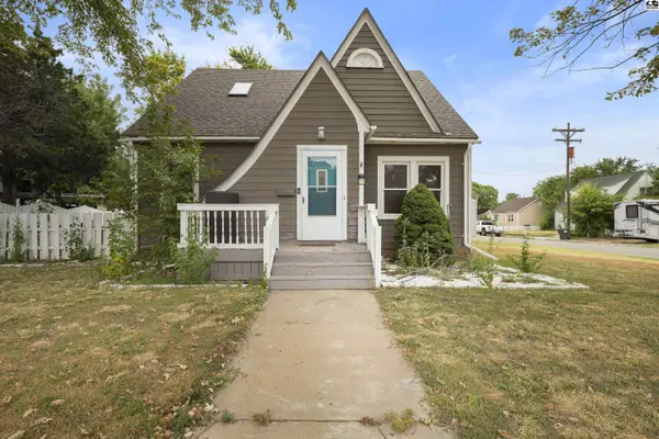 720 S Grand Ave, Lyons, KS 67554