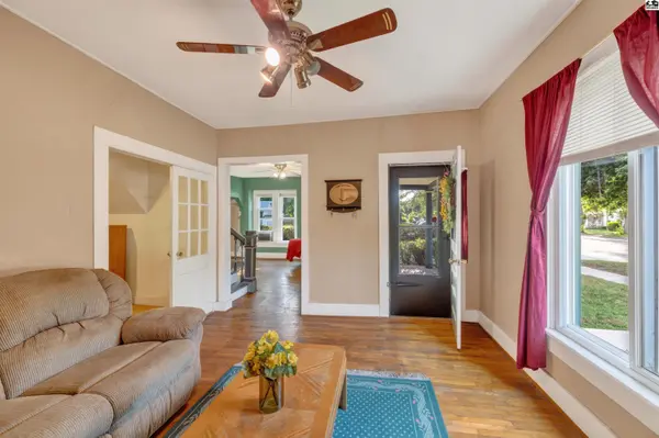 507 W 6th St, Newton, KS 67114