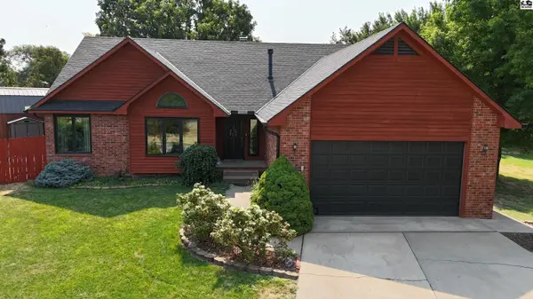 375 Lake Rd, Pratt, KS 67124