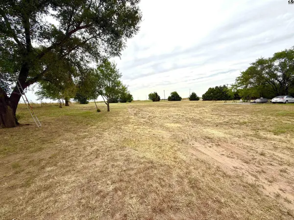 1006 NW 70 Rd, Attica, KS 67009