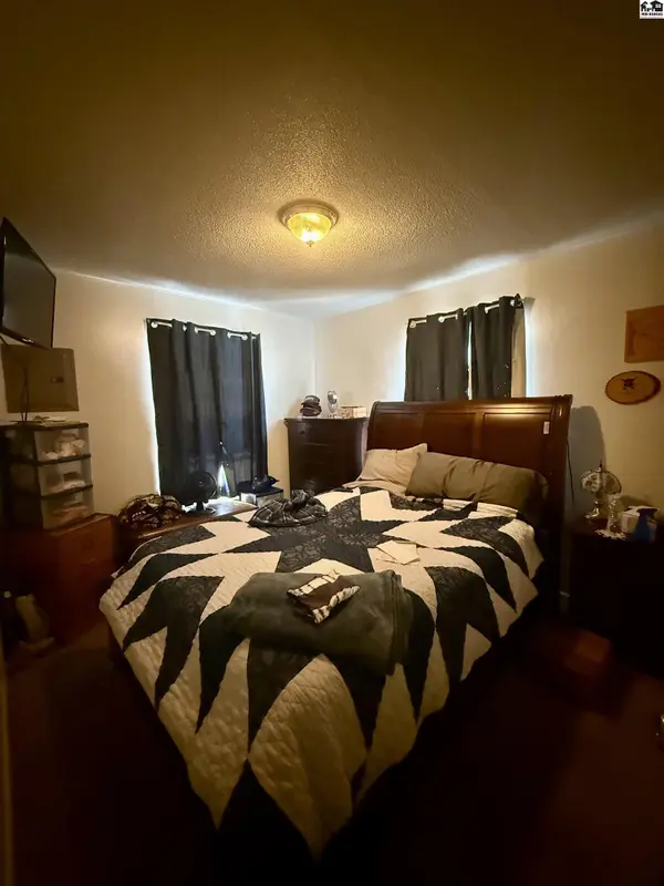 200 W Morgan St Apt A-C, Inman, KS 67546