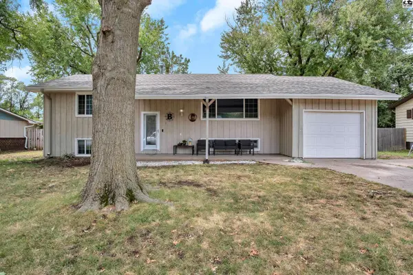1108 S Central Ave, Mcpherson, KS 67460
