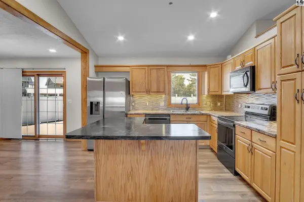 1403 Oakmont St., Mcpherson, KS 67460