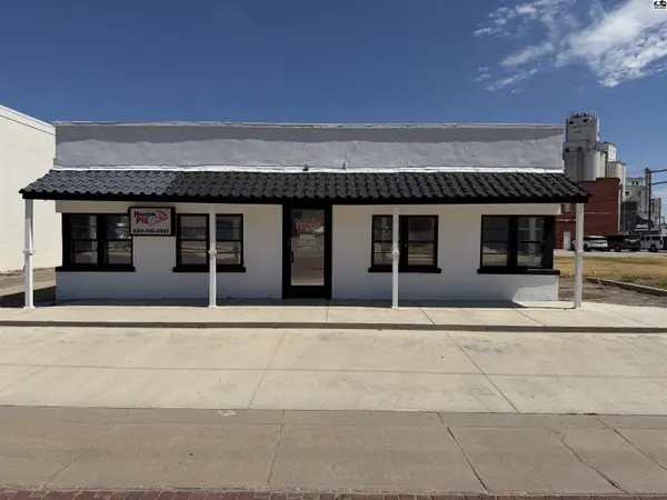 730 E 1st Ave, Pratt, KS 67124