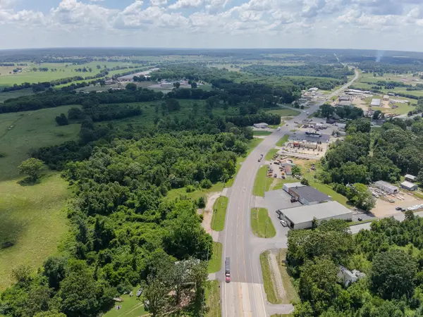1660, 1604 S Us Highway 63, West Plains, MO 65775