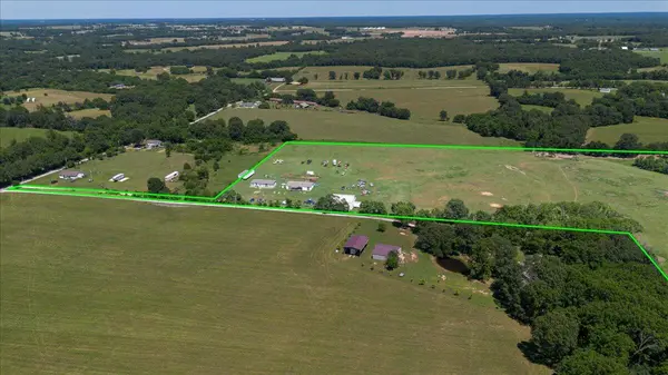 110 & 128 Mackenzie LN, Stella, MO 64867