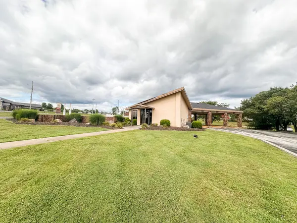 1107 Springfield RD, Ava, MO 65608