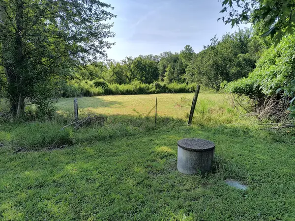 201 Barrett Hollow Lane, Gainesville, MO 65655