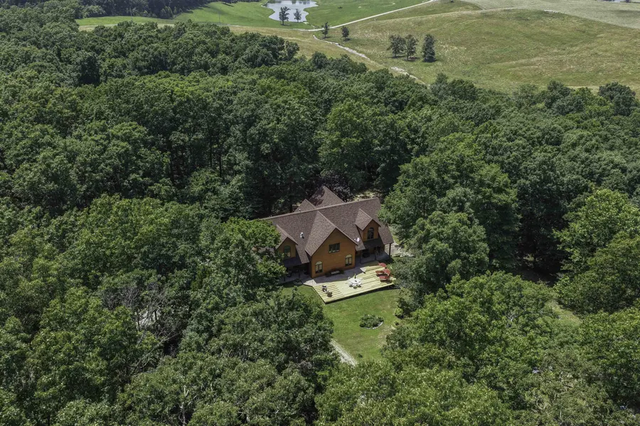 2789 Highway Jj, Squires, MO 65755