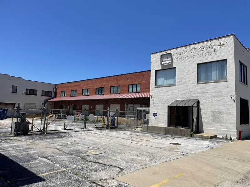 423 N Campbell AVE, Springfield, MO 65806