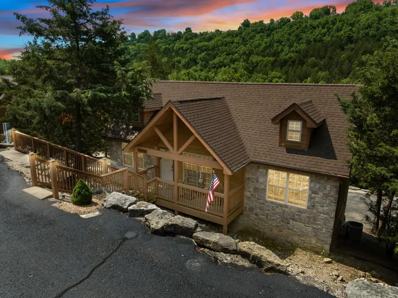 558 Baldknobber DR #49, Branson West, MO 65737