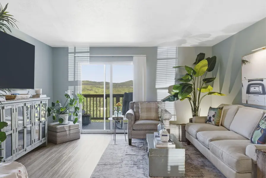 2950 Vineyards Pkwy #20-4, Branson, MO 65616