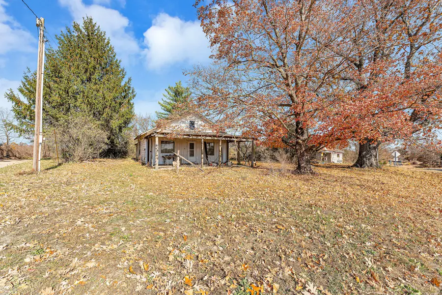 7800 St George RD, Hartville, MO 65667