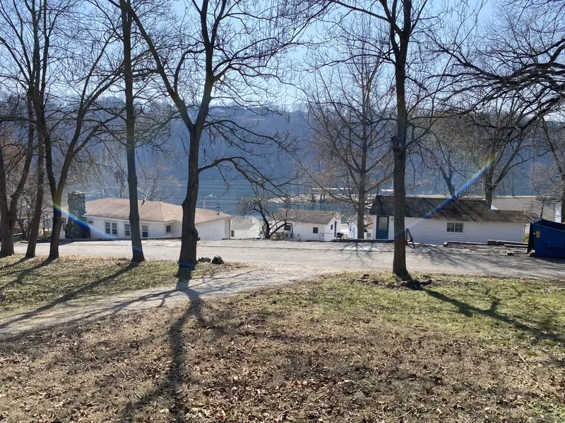 159 Mineral CT, Rockaway Beach, MO 65740