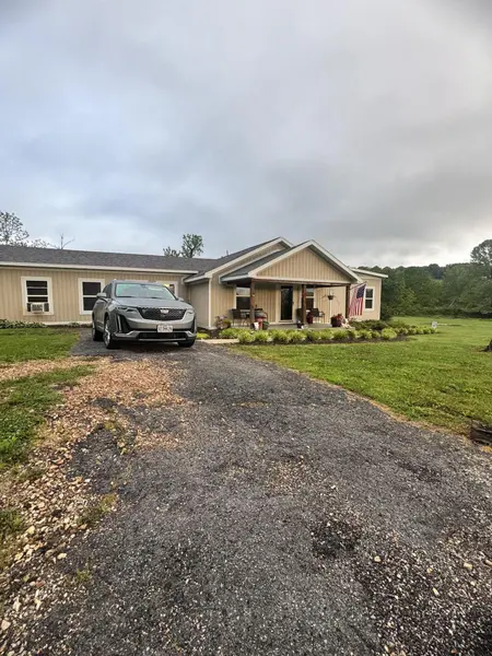 9137 Farm Road 1120, Purdy, MO 65734