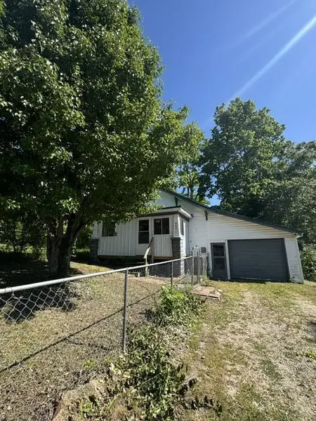 309 E Webster AVE, Ava, MO 65608
