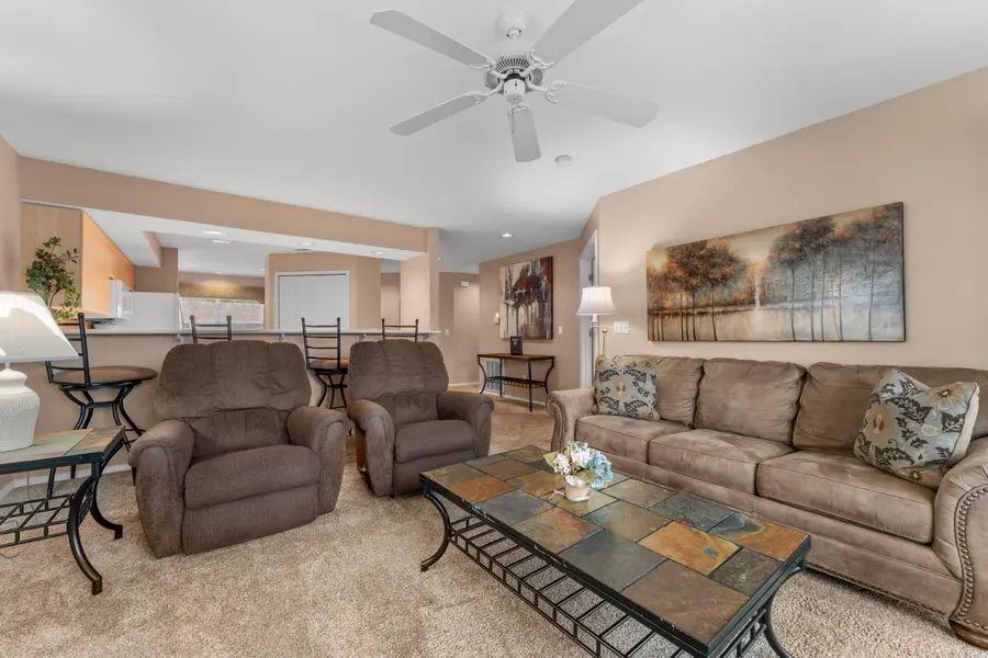 351 S Wildwood DR #8-4, Branson, MO 65616